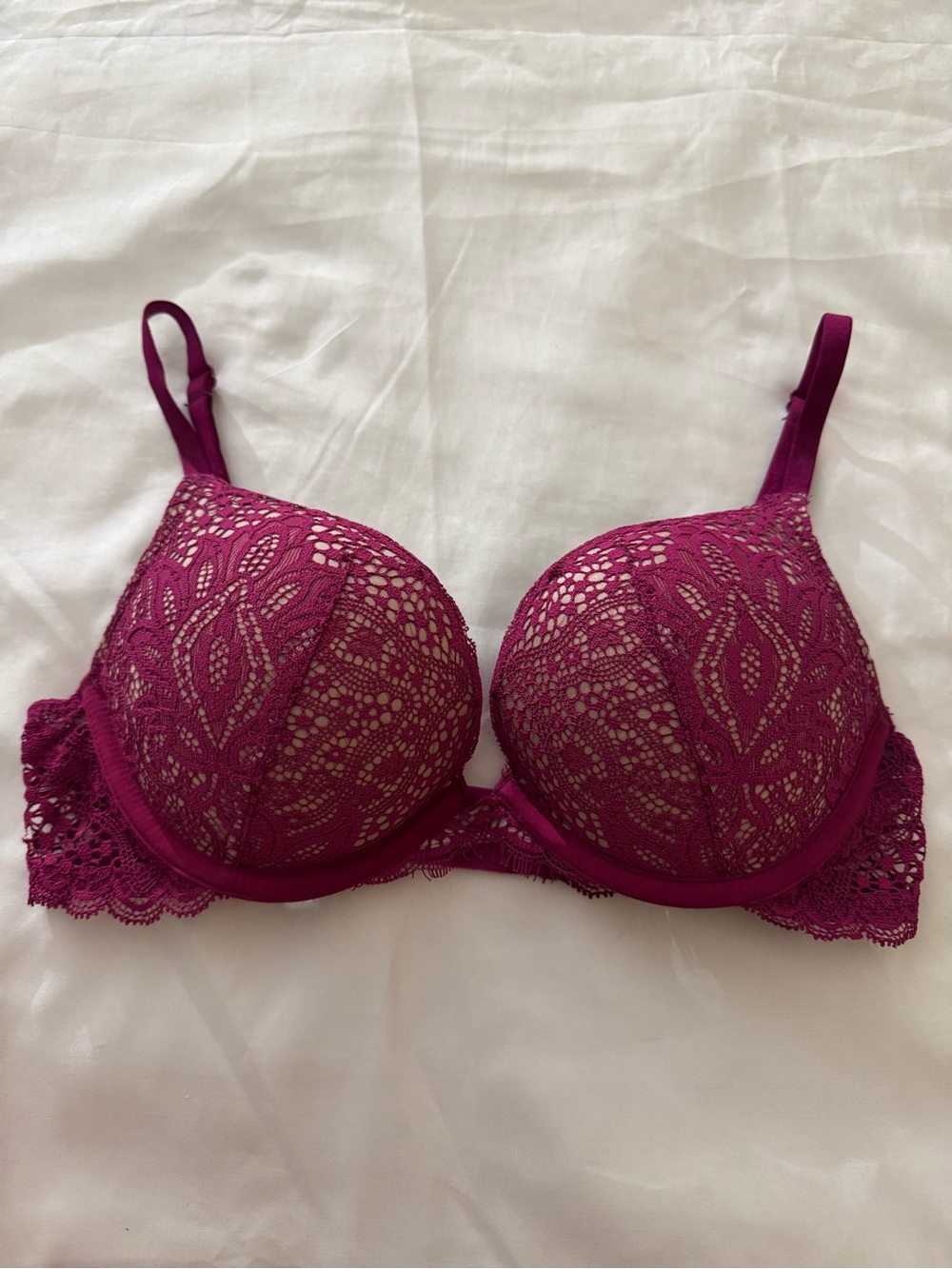 Victoria's Secret Lace Push-Up Bra in Berry Plum
